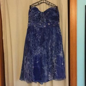 Blue strapless dress